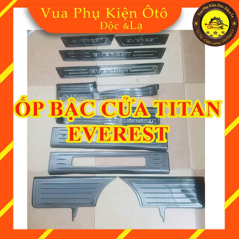 Ốp bậc cửa titan Ford Everest - bộ 10 miếng trong ngoài  +tặng 2 cuộn 3m 2,5 cm*3 mét