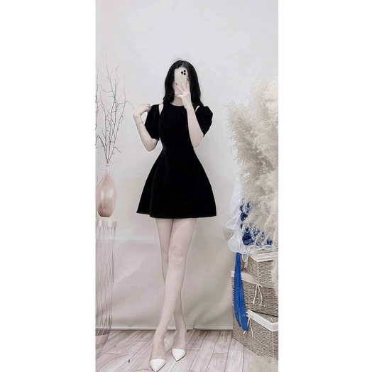 Đầm Nhung Khoét Vai Hai Bên | BigBuy360 - bigbuy360.vn