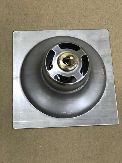 PHỄU THOÁT SÀN ĐẠP CHÂN 10 x 10 CHỐNG HÔI CÔN TRÙNG DÙ LÀ NHỎ NHẤT