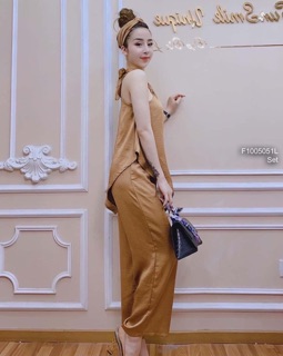 Set bộ lụa áo cổ yếm