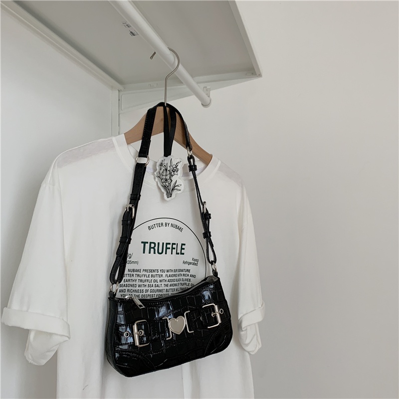 Túi đeo chéo IELGY phối khóa hình trái tim thời trang dành cho nữ