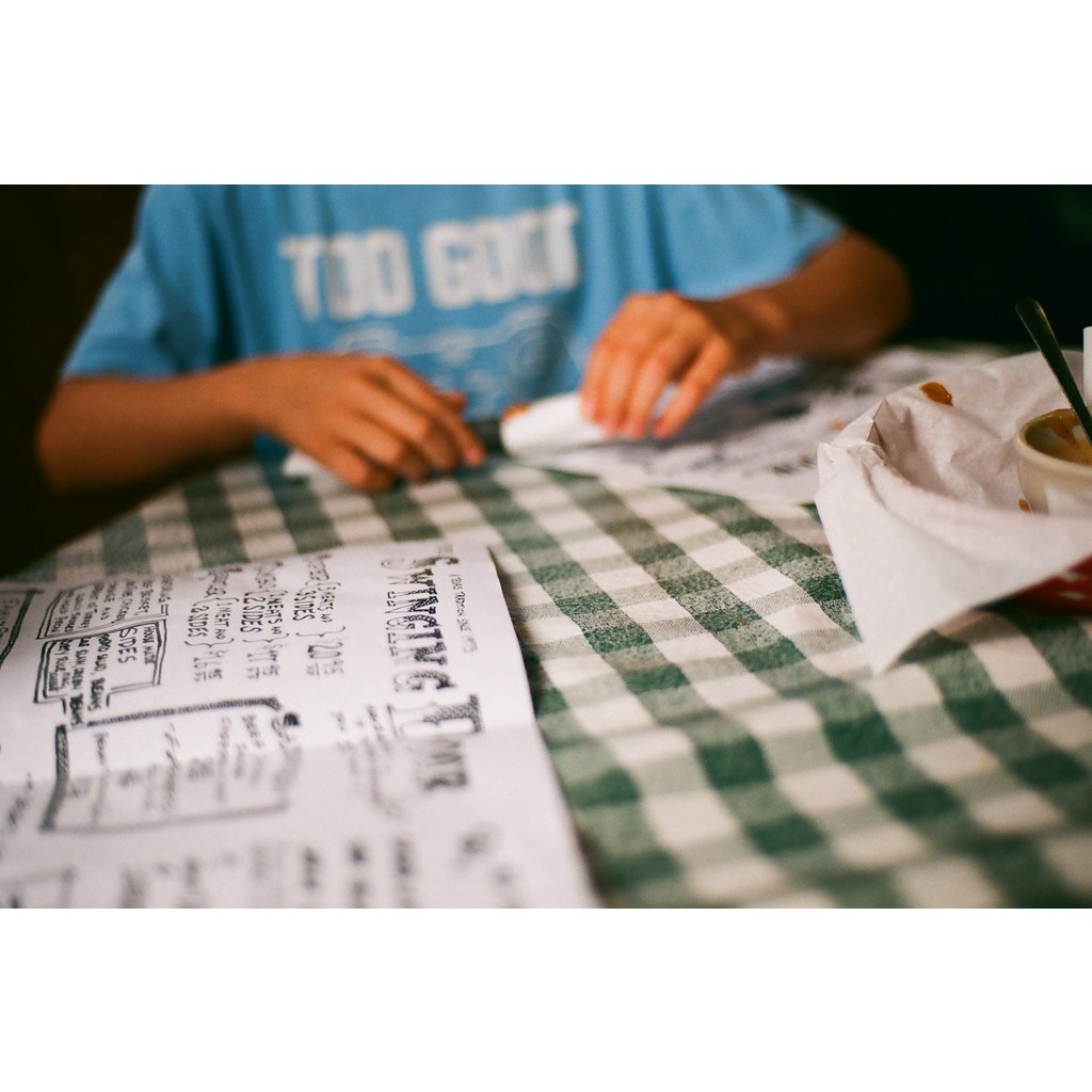 Film chụp ảnh Fujifilm 200 36exp date 12/2024 film 35mm loại hộp lẽ 1 hộp có 1 cuộn