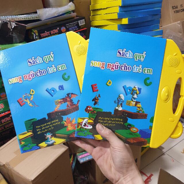 Thanh ly Sách song ngữ cho bé mới
