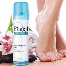 Xịt khử mùi Etiaxil giảm tiết mồ hôi chân