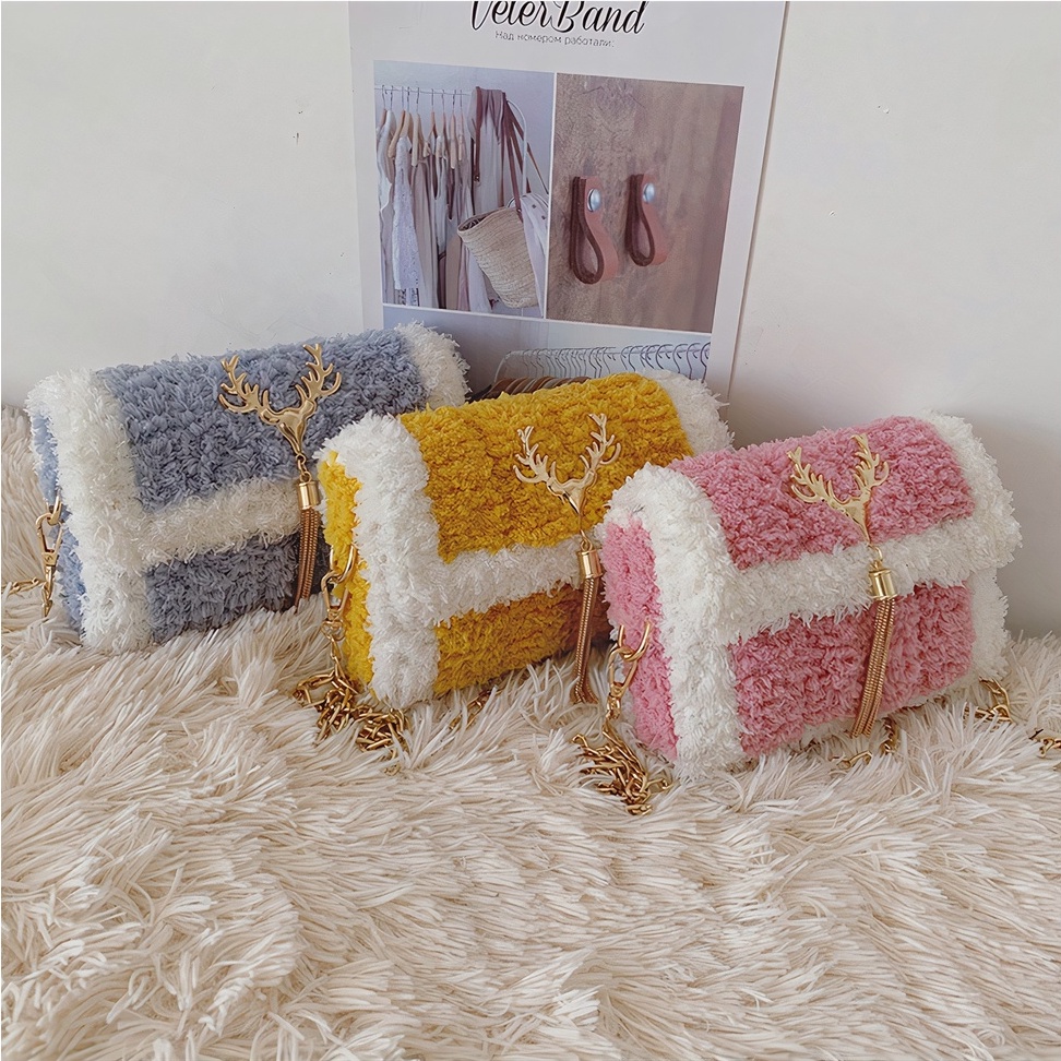 Túi handmade tự đan đeo chéo len xù phối màu thời trang - Phụ kiện đan túi HAVAKI