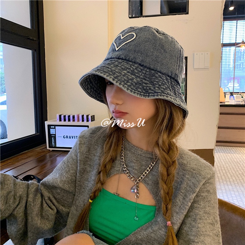 Mũ Tai Bèo Vải Denim Màu Đen Họa Tiết Trái Tim Chống Nắng Thời Trang Cho Nữ