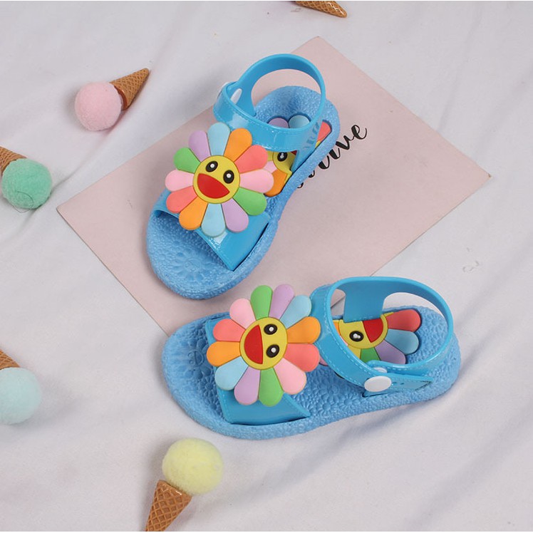 Sandal Bé Gái Họa Tiết Hoa Nhiều Màu Mềm Nhẹ Êm Chân 1-5 tuổi