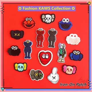 Miếng dán ủi thêu trang trí hình Kaws series 01