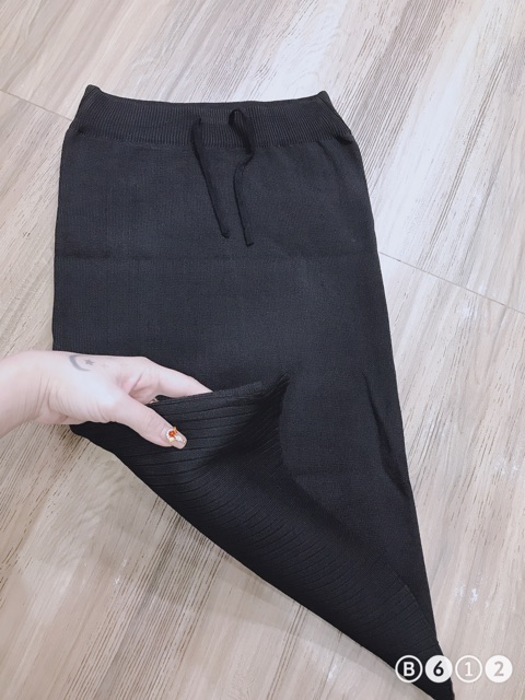 Chân váy len ôm dáng bút chì đen ( ảnh h chụp)nói | BigBuy360 - bigbuy360.vn
