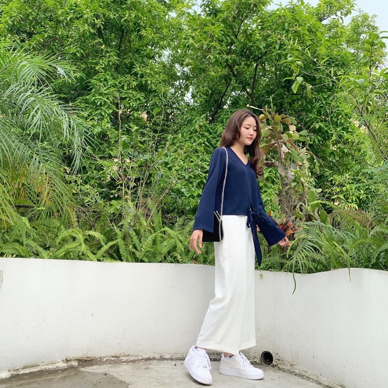 Set áo buộc nơ và quần culottes trắng, Ảnh thật