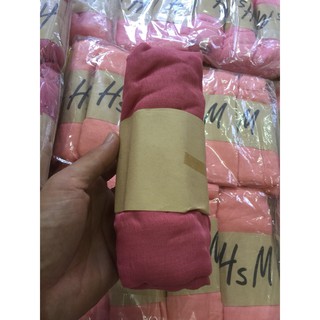 KHĂN H&M VẢI ĐŨI MÀU TÍM ĐẬM