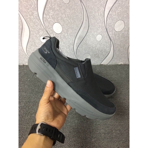 Giày lười Skechers Utrago đế độn 4cm cho nam màu ghi