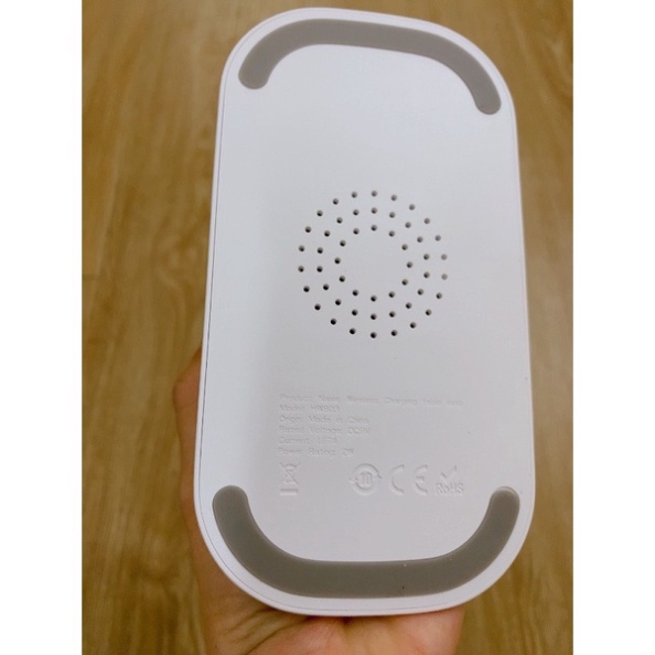 Chính hãng new seal- Huawei gift-Đèn để bàn có chức năng sạc không dây-bảo hành 1 tháng