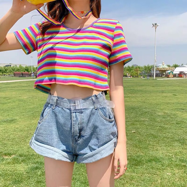 Croptop cầu vồng