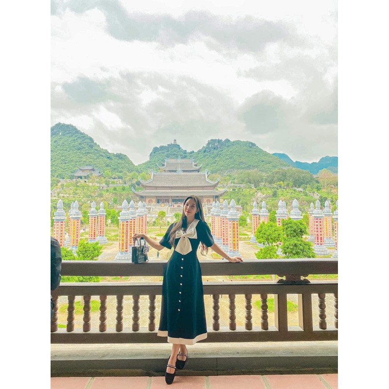 ✨ĐẦM ĐEN DÀI✨Đầm đen dài xoè nơ trắng cúc dọc thân | BigBuy360 - bigbuy360.vn