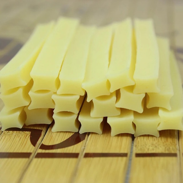 Thanh Gặm Dẻo Vị Phô Mai Và Bò Thơm Miệng Cho Chó ơi