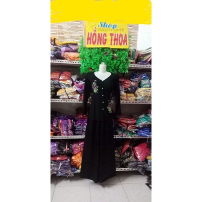 Bộ bà ba thêu hoa sen