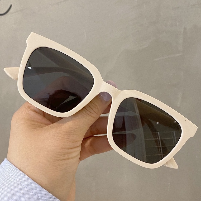 [ƯU ĐÃI TẶNG HỘP+KHĂN] Kính Mát Chống Tia UV 100% Thời Trang Du Lịch M40TI Nam Nữ Jelishop