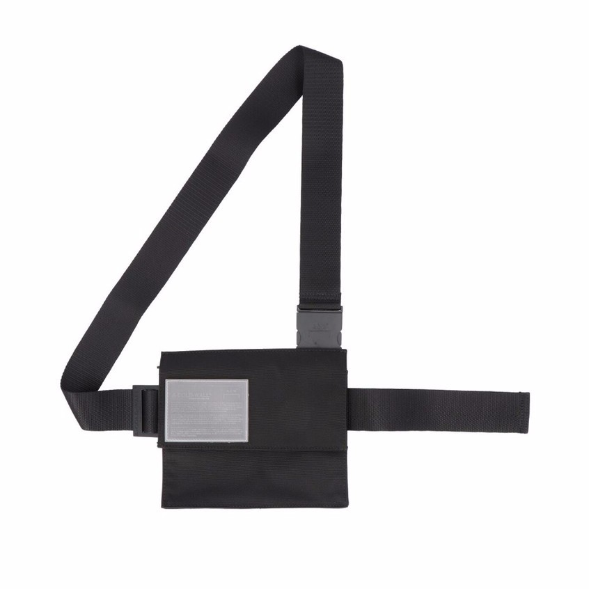 Túi đeo ngực A-COLD-WALL* padded utility bag ss20