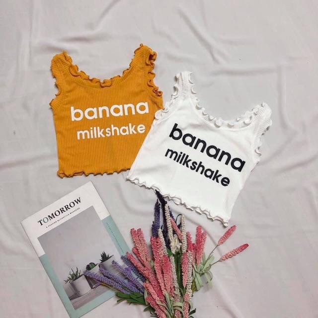 Áo croptop cuốn biên in Banana