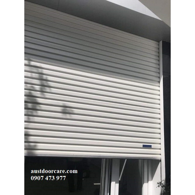 Cửa cuốn tấm liền Austdoor TM 0.50mm Series 3 gía/m2