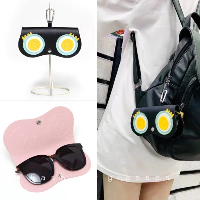1 túi da đựng mắt kính thời trang có móc treo cho người lớn