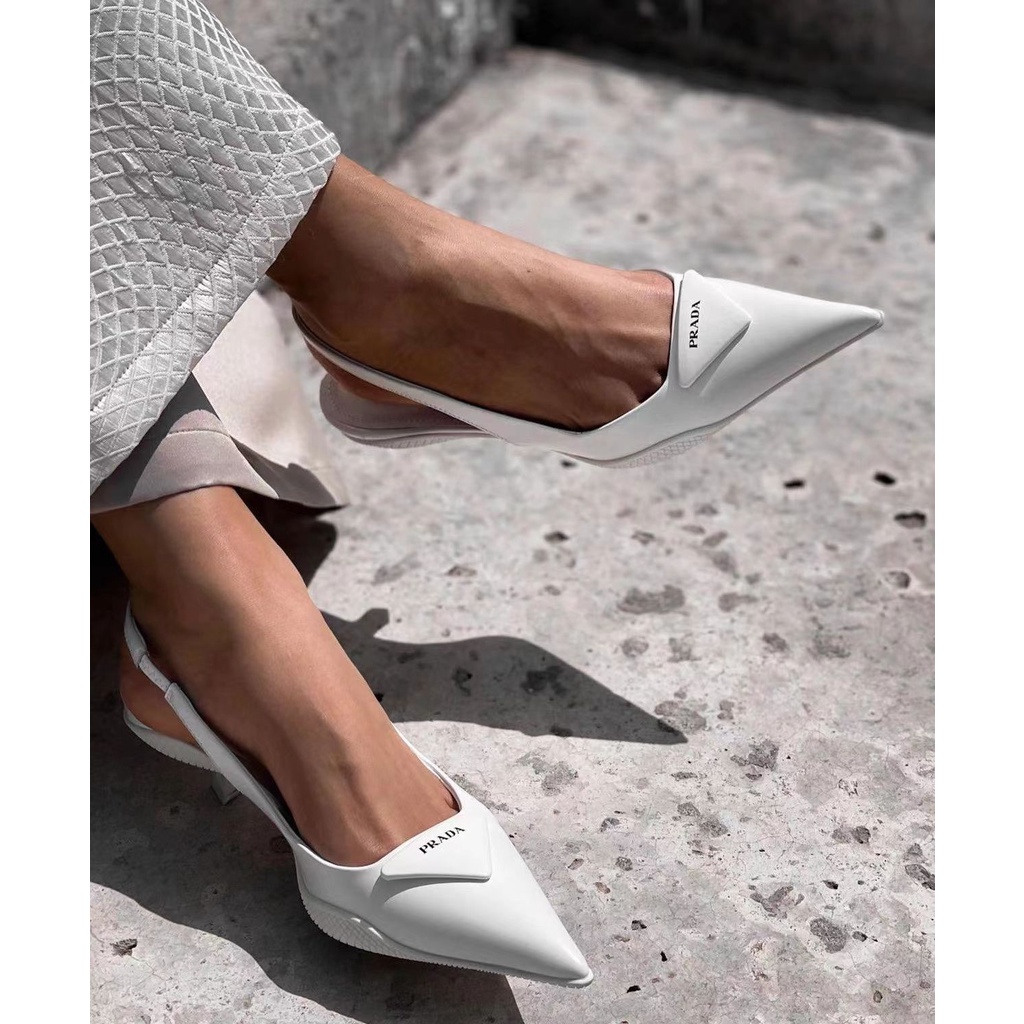 Máy Bơm Dây Da Cọ Mới --3 CM Không Hộp