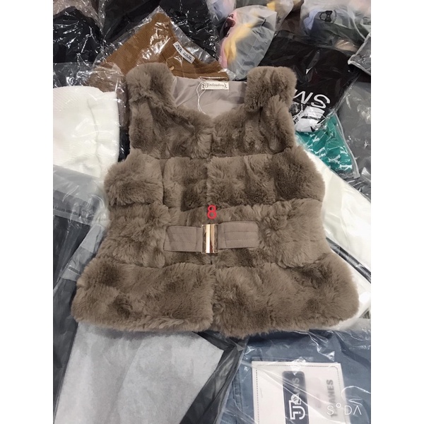 Áo gile lông cổ vuông ms8803 | BigBuy360 - bigbuy360.vn