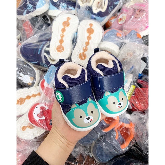 Giày tập đi lót lông cho bé chân dài 10-13cm