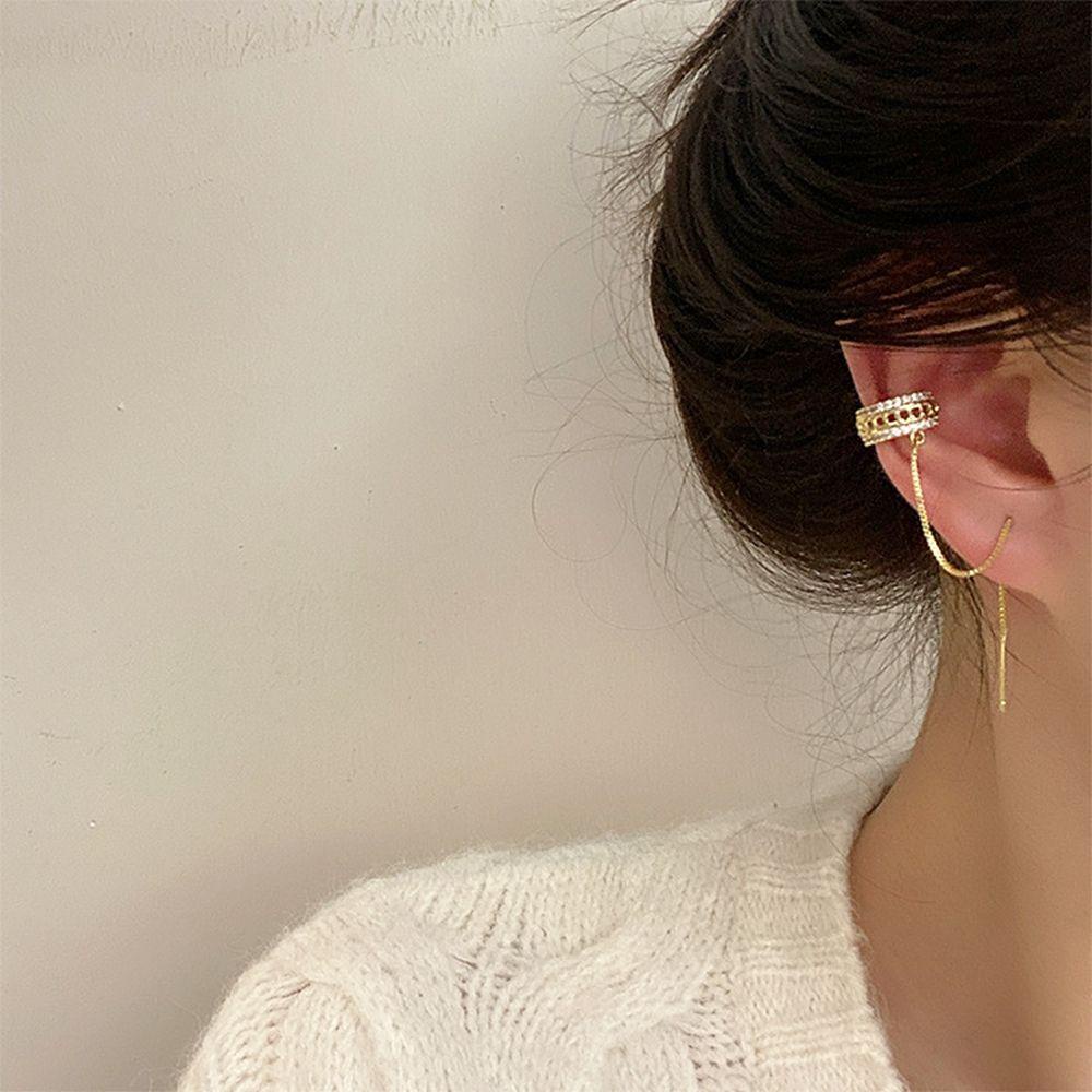 Bông Tai Tua Rua Bằng Đồng Phong Cách Hàn Quốc