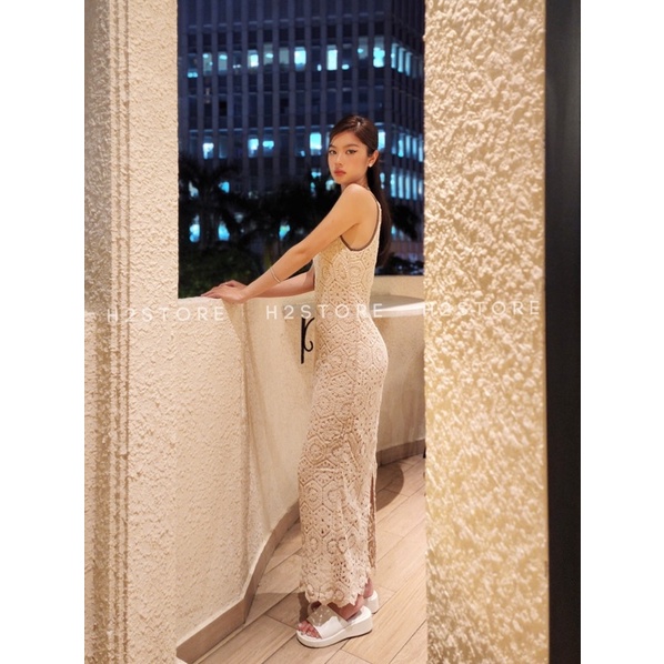 ĐẦM REN SÁT NÁCH