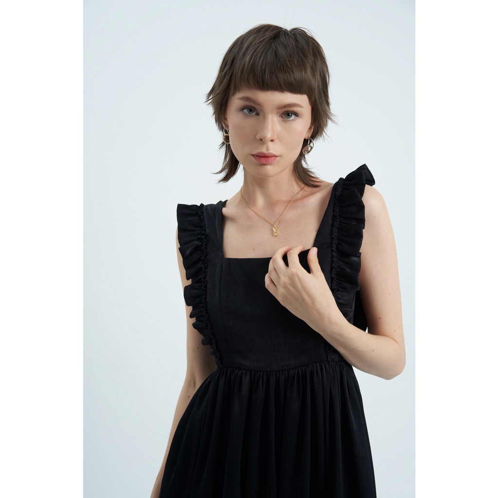 Đầm lụa hai dây KHÂU BY CQ Black Ruffle