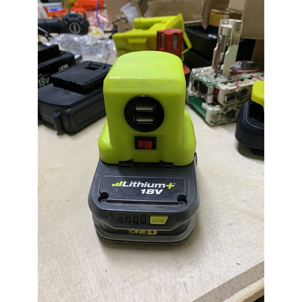 Đốc sạc dự phòng dùng cho pin Ryobi 18V