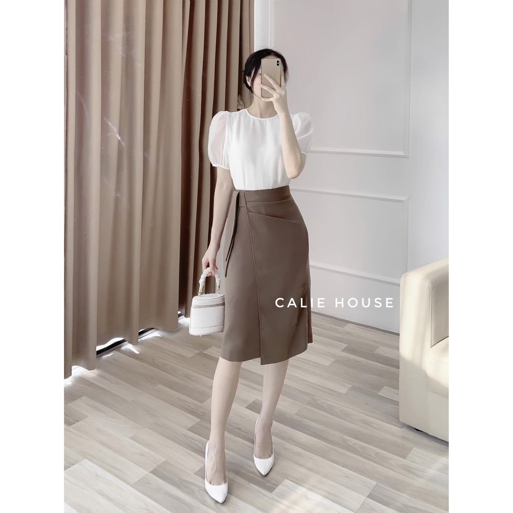 [Mã FAGREAT55 giảm tới 50K đơn 250K] Chân váy vạt 3 ly ngang thời trang công sở Calie House CV8 | BigBuy360 - bigbuy360.vn