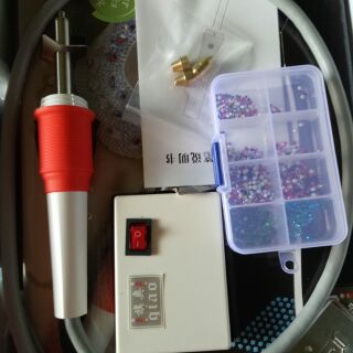 Cây bút ủi cườm tự động