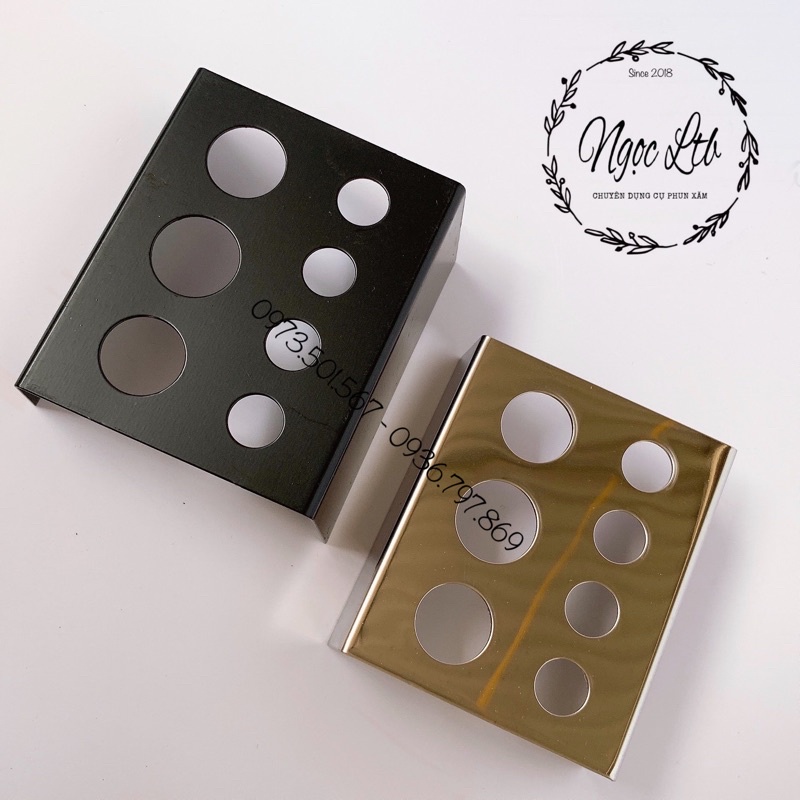 Đế Kim Loại 7 Ô Đựng Mực Phun Xăm