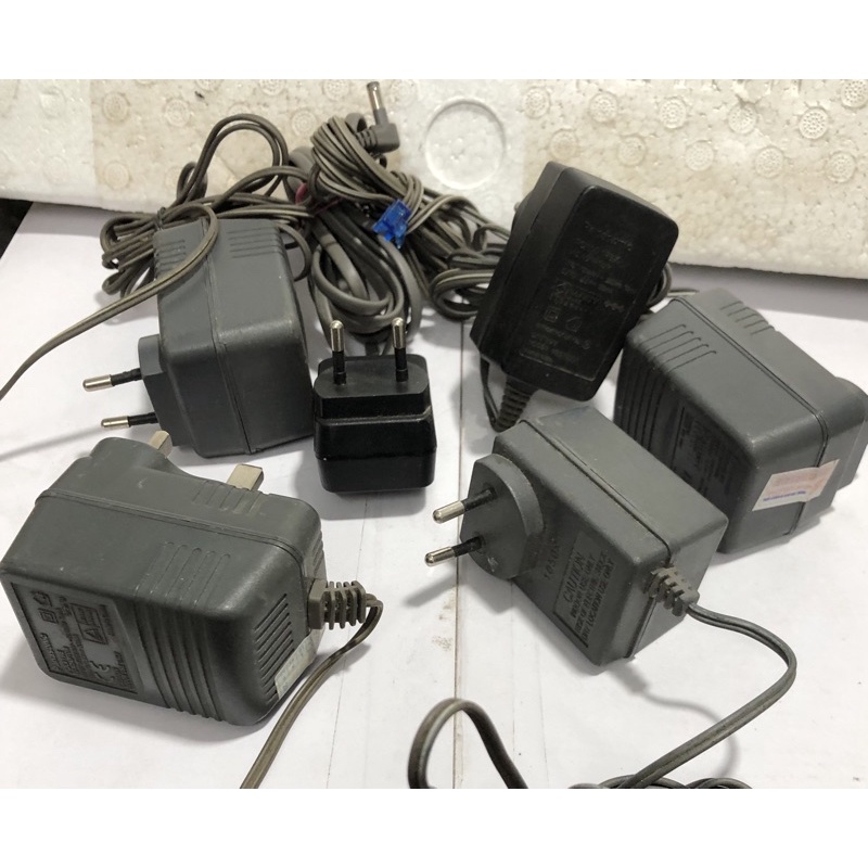 Sạc điện thoại mẹ bồng con panasonic