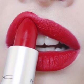 Son Mac Retro Matte Lipstick - 707 Ruby Woo