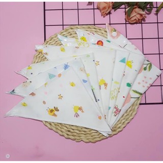 Yếm xô quàng cổ cho bé