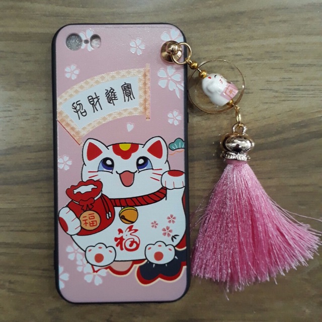 Ốp mèo Maneki Neko iphone 5G/5S - Linh vật mang lại tài lộc có gắng chuông may mắn