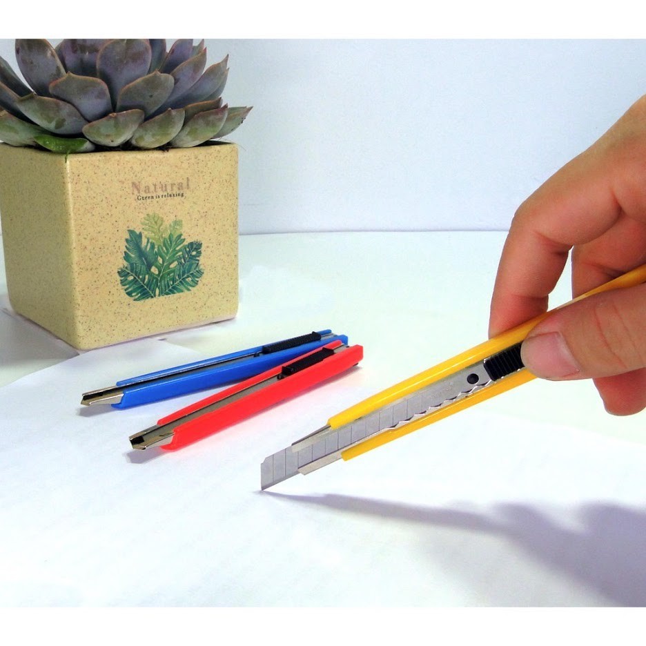 Dao Rọc Giấy Cỡ nhỏ Loại 12 Đốt Tiện Dụng