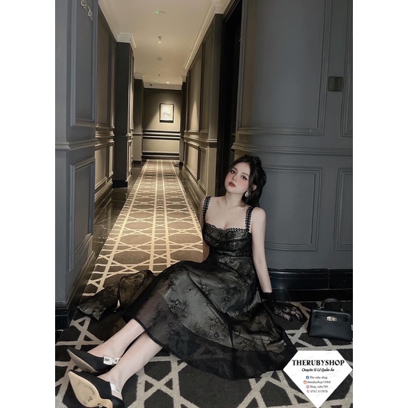 Đầm xoè kèm áo vét