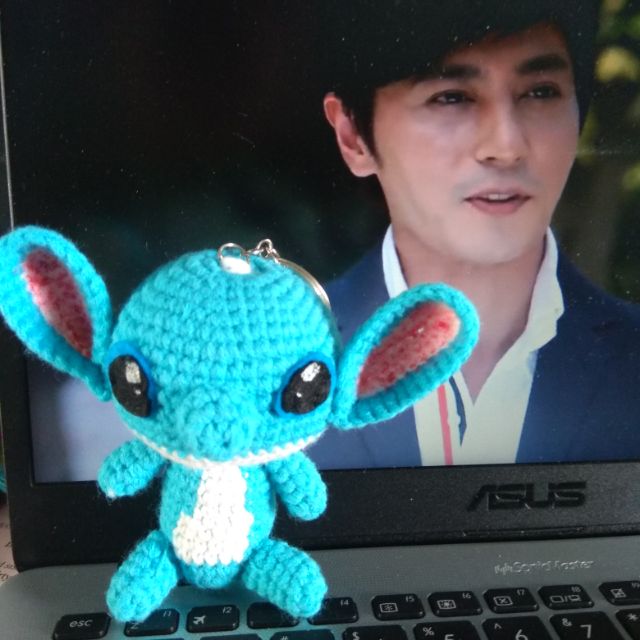 Móc khóa stitch len