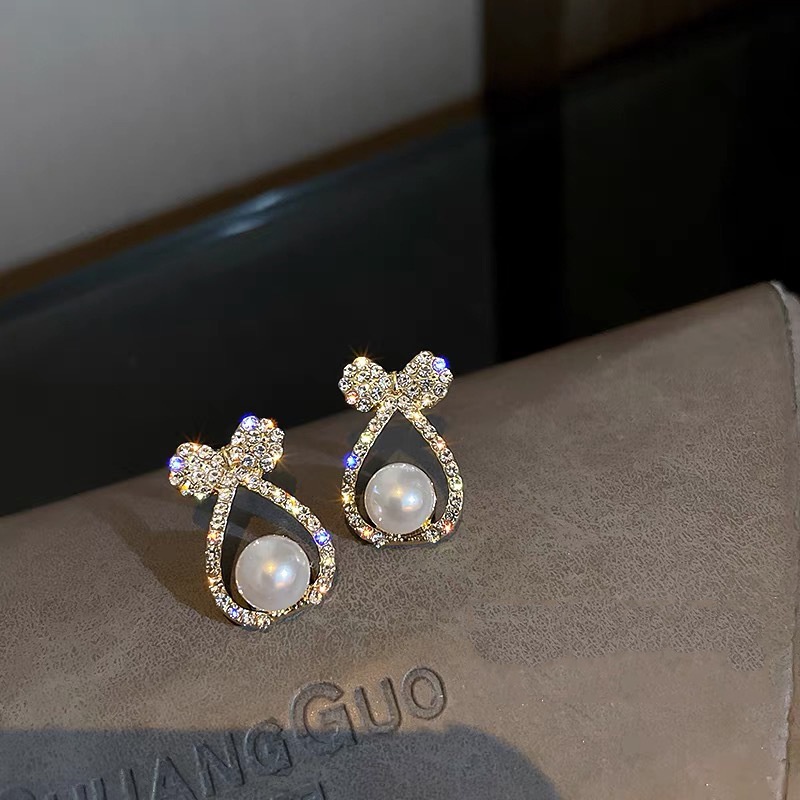 Khuyên Tai Hình Nơ Đính Ngọc Trai Thời Trang Đơn Giản Cao Cấp