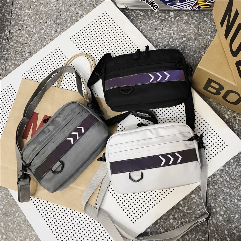 Túi đeo chéo vai thời trang phong cách trẻ trung chống nước độc đáo | BigBuy360 - bigbuy360.vn