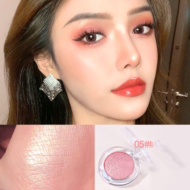 Phấn nhũ bắt sáng ô tròn mềm mịn lên tone chuẩn, Phấn nhũ đủ màu cho chị em lựa chọn