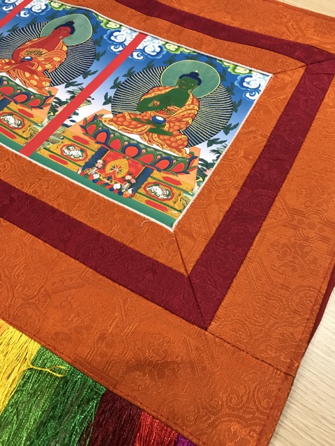 Rèm Ngũ Phương Phật