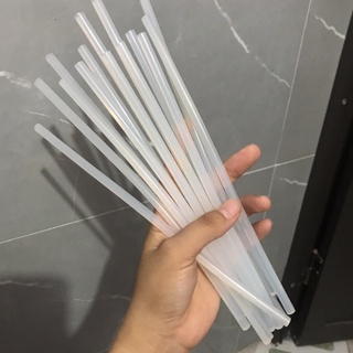 Keo nến bé loại 0,7*25cm màu trắng trong