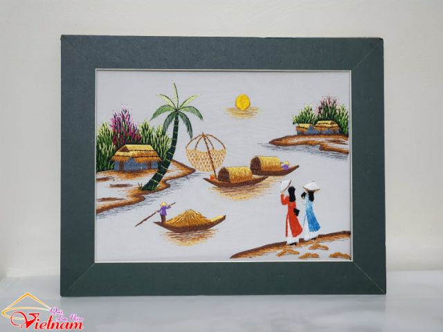Tranh thêu lưu niệm - cảnh áo dài Việt Nam