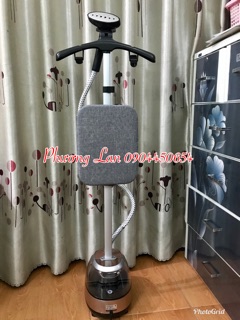 Bàn là hơi nước Royalstar